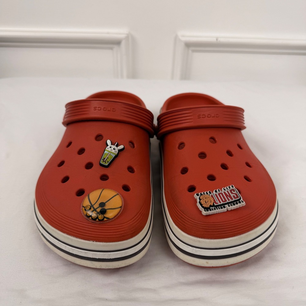 Crocs Bayaband Clogs Red Mens 5 Womens 7 Jibbitz Charms 205089-606